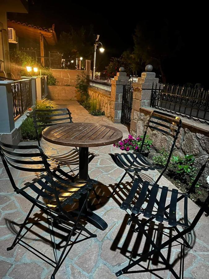 Coastline Vila Petra  Exterior foto