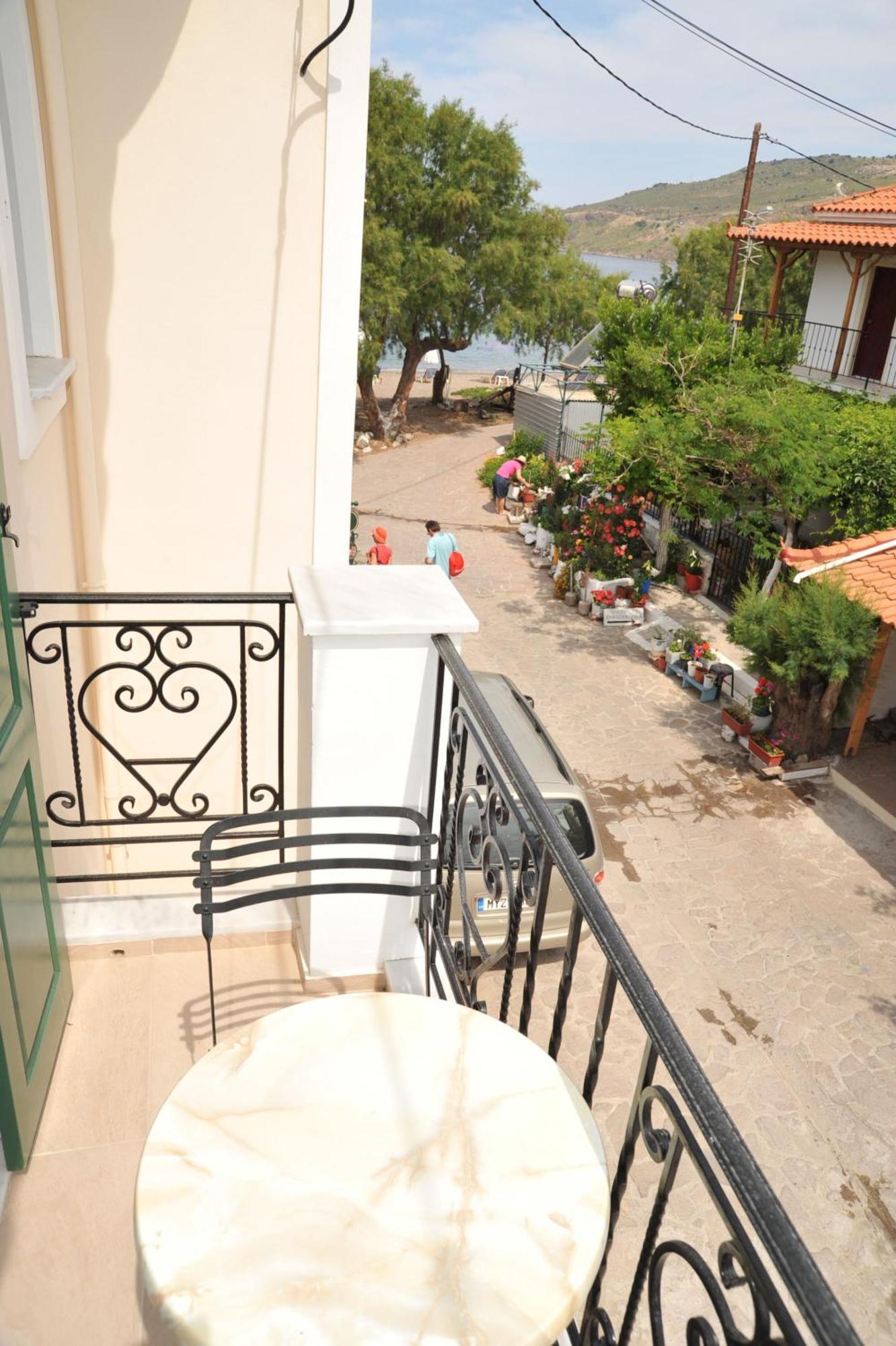 Coastline Vila Petra  Exterior foto